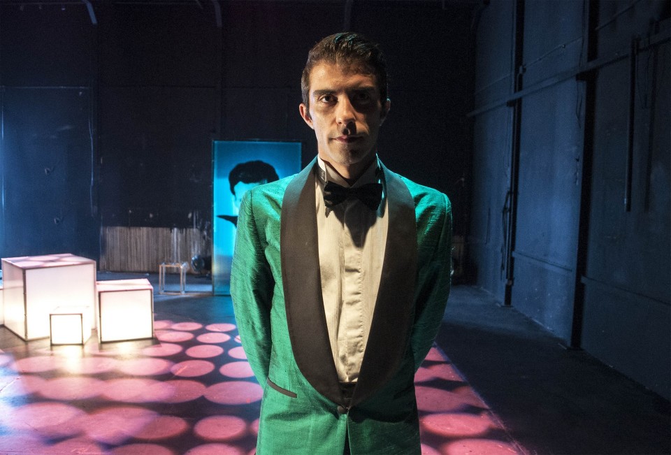 Èáõìáóôüò Êáéíïýñéïò Êüóìïò, ðáñÜóôáóç ðåñöüñìáíò, ÁèÞíá, ÌÜñôéïò 2016